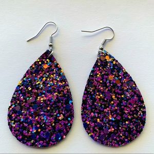 ‼️5/$20 Faux Leather Dangle earrings